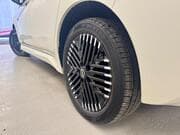 Nissan Leaf - Image 4