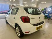 Dacia Sandero - Image 8