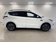Ford Kuga - Image 2