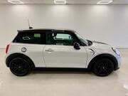 MINI Hatch - Image 2