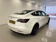 Tesla Model 3 - Image 3