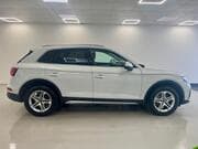 Audi Q5 - Image 2